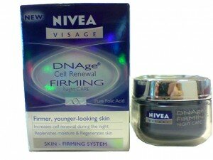 Nivea DNAge