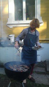 Min son Christian i grilltagen